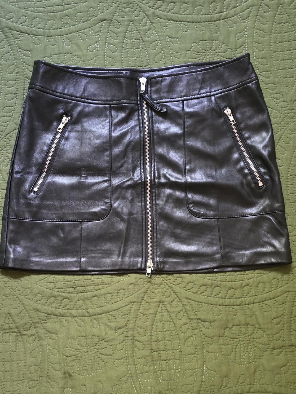Steve Madden Black Faux Leather Zip-Front Mini Skirt